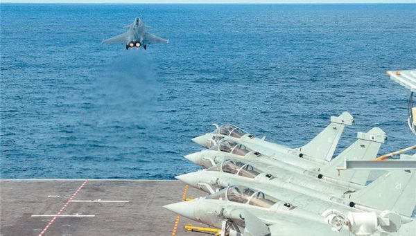 Ελληνική υπεροπλία σε αέρα και θάλασσα