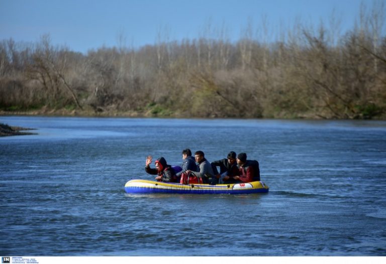 Εβρος: Συναγερμός για ομάδα μεταναστών σε νησίδα – Ανήκει στην τουρκική επικράτεια