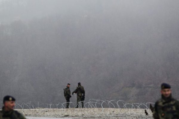 Κόσοβο: Σε αυξημένη ετοιμότητα ο σερβικός στρατός μετά τις εντάσεις