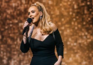 Adele: «Οι συναυλίες μου προκαλούν τρόμο, ξεκίνησα ψυχοθεραπεία»