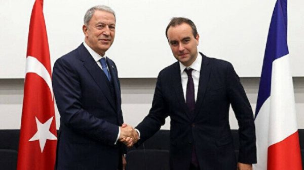 Γαλλία: «Εντονη ανησυχία» για τυχόν νέα χερσαία επιχείρηση της Τουρκίας στη Συρία