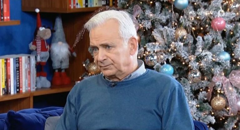 Αλέξανδρος Αντωνόπουλος: «Η παράσταση είχε όλα τα εχέγγυα για να σκίσει και πήγε άπατη, άκλαυτη»