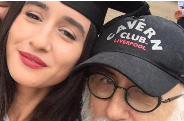 Η Αλεξάνδρα Μικρούτσικου συγκινείται και θυμάται: Δεν καταλαβαίναμε ότι ο μπαμπάς ήταν επώνυμος