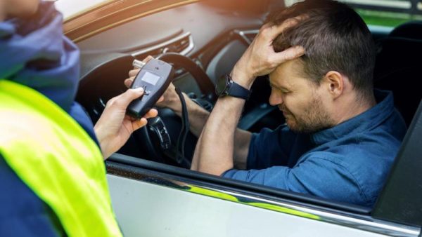 Μύθοι και αλήθειες: Μπορώ να «ξεγελάσω» το αλκοτέστ;