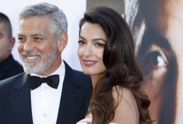 Αμάλ Αλαμουντίν: Η εμφάνιση στο κόκκινο χαλί που εντυπωσίασε