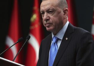 Ερντογάν: Ενας «δεινόσαυρος» και δύο δήμαρχοι απειλούν τον σουλτάνο