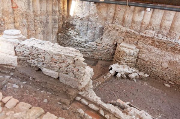 Μετρό Θεσσαλονίκης: Αναδεικνύονται οι αρχαιότητες στους σταθμούς Αγίας Σοφίας και Βενιζέλου