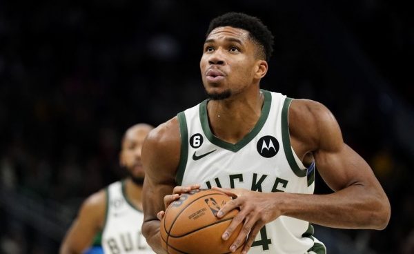 Νικς – Μπακς 103-109: Φοβερός Γιάννης με 37αρα, οδήγησε τους Μπακς στο διπλό στη Νέα Υόρκη