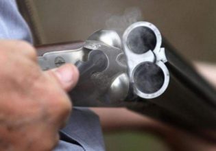 Μαγνησία: Γονιός κατηγορείται ότι απείλησε με καραμπίνα συμμαθητές του γιού του