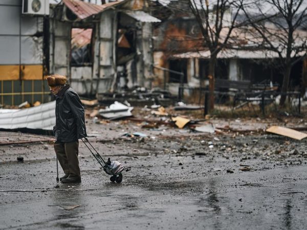 Ουκρανία: Δεν υπάρχει μέρος στην Μπακμούτ που «να μην είναι καλυμμένο με αίμα», λέει ο Βολοντίμιρ Ζελένσκι