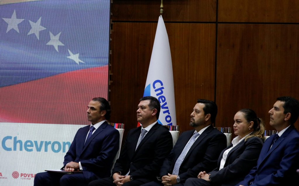 Chevron: «Φορτώνει» πετρέλαιο από Βενεζουέλα για πρώτη φορά μετά από 4 χρόνια