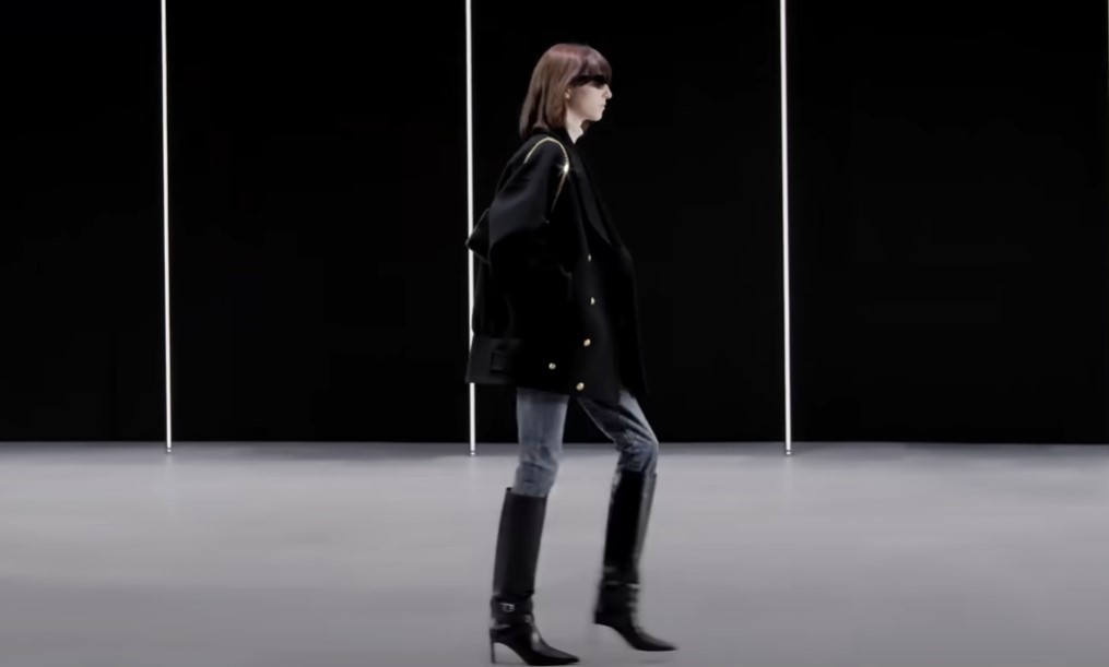 Πού είναι τα skinny jeans σήμερα; Πότε θα τα ξαναφορέσουμε;