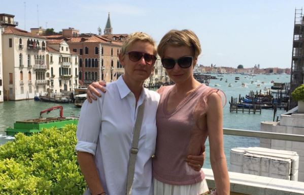 Έλεν Ντε Τζενέρις: Δημόσια ερωτική εξομολόγηση στη γυναίκα της ζωής της – «Κάθε μέρα την ερωτεύομαι περισσότερο»