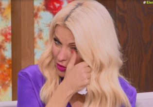 Ελένη Μενεγάκη: «Λύγισε» on air με τους γονείς που δώρισαν τα όργανα του 5χρονου γιου τους