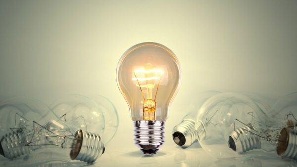 Ηλεκτρική ενέργεια σε σπίτια και επιχειρήσεις με τα πιο οικονομικά πακέτα