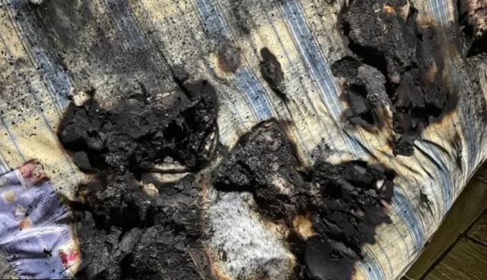 Βρετανία: Σκύλος άναψε πιστολάκι μαλλιών πάνω σε κρεβάτι και πήρε φωτιά το σπίτι