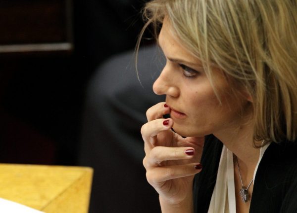 Qatargate: «Η Εύα Καϊλή στο ρόλο της αθώας διωκόμενης» γράφει η γερμανική SZ