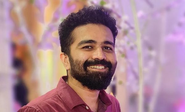 Αγγλία: Διδακτορικός φοιτητής έλυσε σανσκριτικό πρόβλημα 2.500 ετών