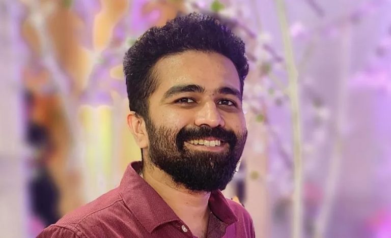 Αγγλία: Διδακτορικός φοιτητής έλυσε σανσκριτικό πρόβλημα 2.500 ετών