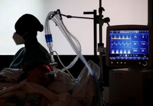 Κοροναϊός: Ξεπέρασαν τους 160.000 οι νεκροί στη Γαλλία