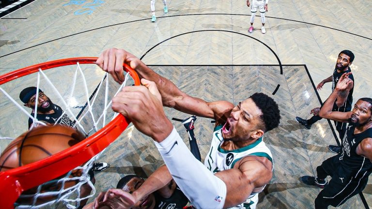 Η μεγάλη εμφάνιση του Αντετοκούνμπο που δεν έφτανε στους Μπακς