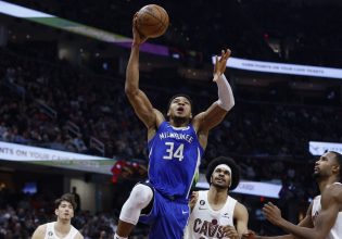 Καβαλίερς – Μπακς 114-106: Συγκλονιστικός Γιάννης στο Κλίβελαντ αλλά…