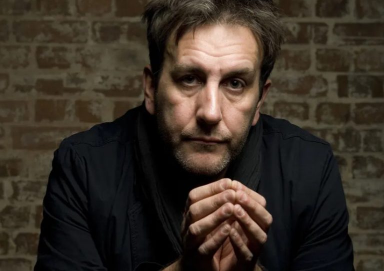 Τέρι Χολ: Ο γνωστός τραγουδιστής των Specials έχασε τη μάχη σε ηλικία 63 χρόνων