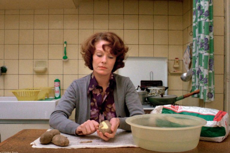 Jeanne Dielman: Η ταινία με γυναίκα σκηνοθέτη που εκτόπισε τον «Πολίτη Κέιν» του Όρσον Ουέλς