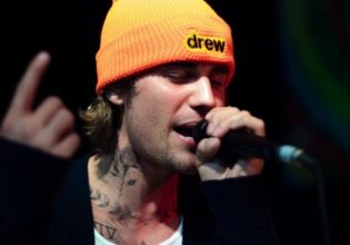 Justin Bieber: Πουλάει τα δικαιώματα των τραγουδιών του