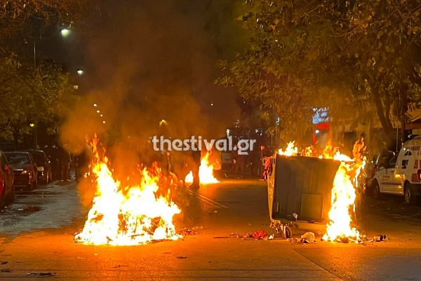 Θεσσαλονίκη: Ενταση και επεισόδια έξω από Ιπποκράτειο για τον τραυματισμό του 16χρονου