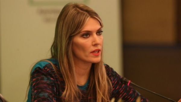 Εύα Καϊλή: «Παραβρέθηκε στην τελετή έναρξης του Μουντιάλ – Ψήφισε υπέρ του Κατάρ σε επιτροπή που δεν συμμετείχε καν»