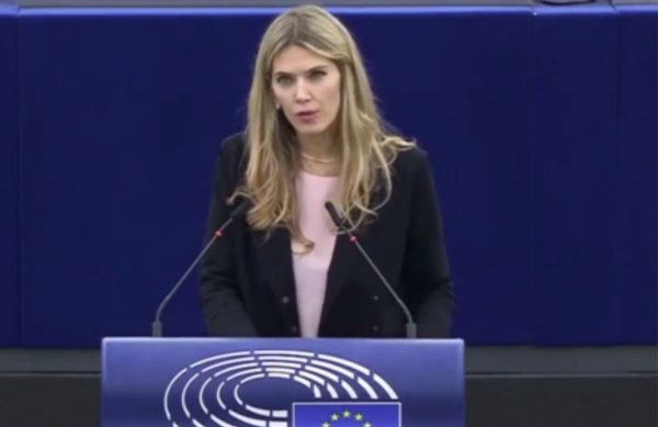 Εύα Καϊλή: Έσβησε το προφίλ της στο facebook