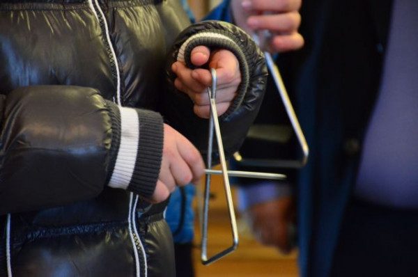 Λαμία: Είπαν τα κάλαντα και φεύγοντας έκλεψαν τρία ποδήλατα