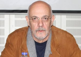 Γιώργος Κιμούλης: Οι πρώτες του δηλώσεις μετά τη διαμαρτυρία στην πρεμιέρα της θεατρικής παράστασης που πρωταγωνιστεί