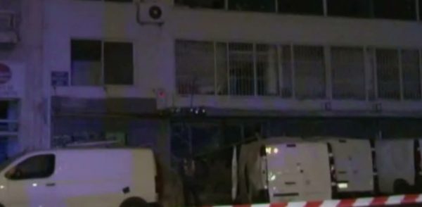 Κολωνός: Συγκλονίστηκε από ισχυρή έκρηξη μέσα στη νύχτα – Τεράστιες ζημιές από το ωστικό κύμα