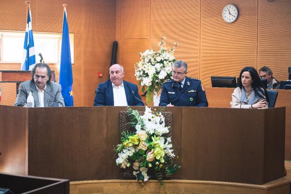 Ευρεία σύσκεψη για τους Ρομά στο Σχιστό Κορυδαλλού