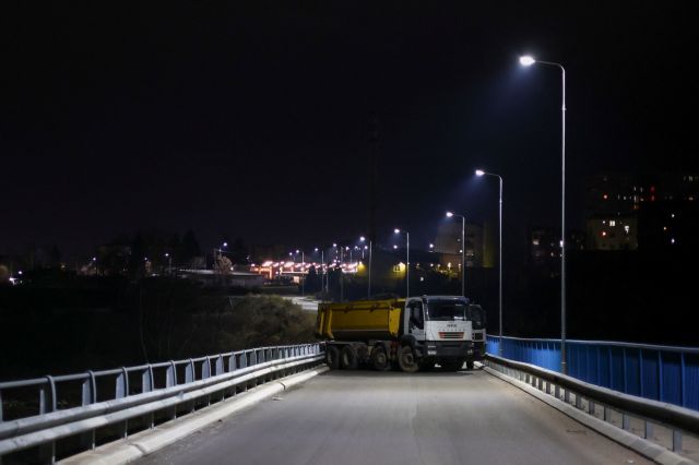 Κόσοβο: Νέα οδοφράγματα και απειλές