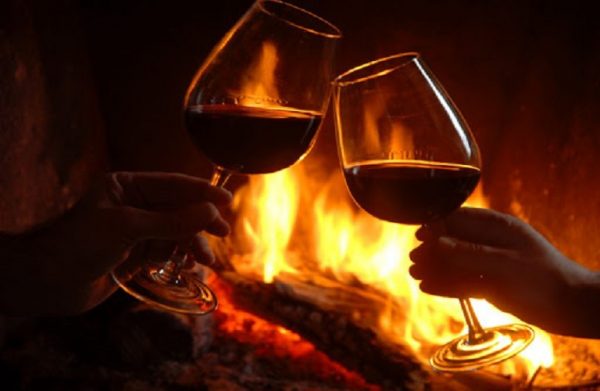 ΚΕΟΣΟΕ: Στα προ κοροναϊού επίπεδα η κατανάλωση οίνου στην Ελλάδα
