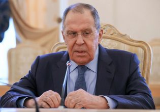 Λαβρόφ: Το ΝΑΤΟ συνιστά σοβαρή απειλή για τη Ρωσία