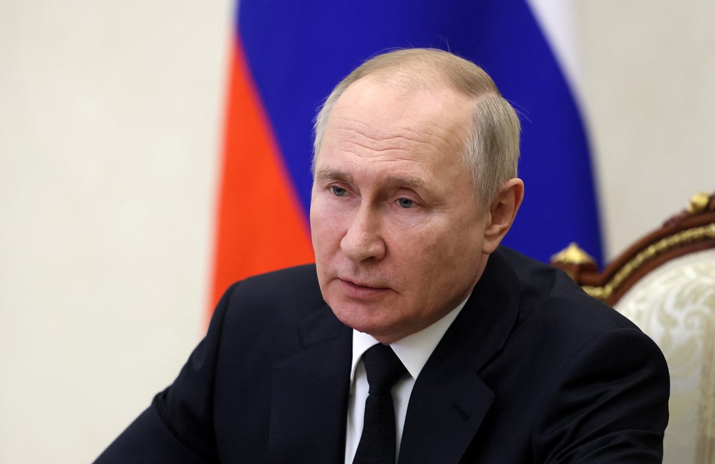 Ρωσία: Η χώρα θα υπερασπιστεί τα συμφέροντά της με όλα τα διαθέσιμα μέσα, τονίζει ο Πούτιν