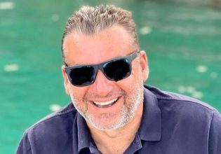 Γιώργος Λιάγκας: Ο παρουσιαστής δεν αποχωρίζεται τη θάλασσα ούτε τον χειμώνα