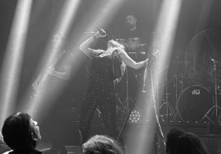 Άννα Βίσση: «Εκρηκτική» πρεμιέρα στο «Hotel Ερμού» για την απόλυτη ελληνίδα σταρ