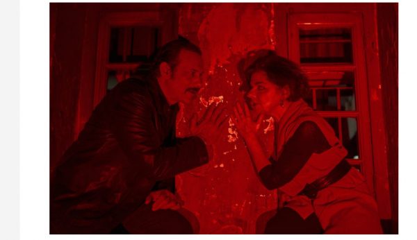 Η Μάνια Παπαδημητρίου και ο Θανάσης Σαράντος σε ιστορίες Μπρεχτ στο θέατρο Φούρνος