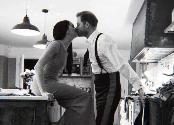 Πρίγκιπας Χάρι – Μέγκαν Μαρκλ: Στον αέρα το πρώτο τρέιλερ του ντοκιμαντέρ για τη ζωή τους