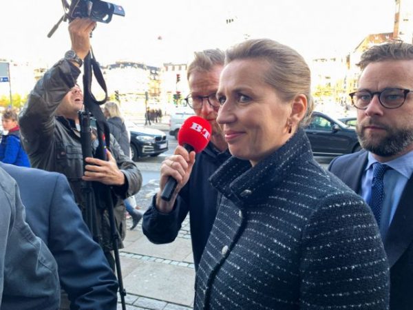 Δανία: Πρωτοφανής κυβερνητικός συνασπισμός κεντρώων, φιλελεύθερων και σοσιαλδημοκρατών