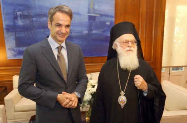 Μητσοτάκης σε Αναστάσιο: Είστε αποκούμπι για την ελληνική μειονότητα στην Αλβανία