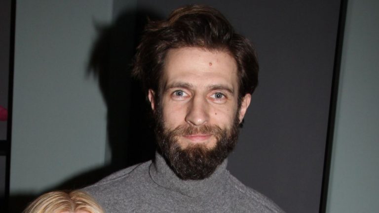 Μάξιμος Μουμούρης: «Προσπαθώ να μην φοβάμαι, να δείχνω το συναίσθημα μου»