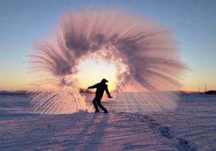 Χιονιάς στις ΗΠΑ: Πώς το καυτό νερό μετατρέπεται σε χιόνι