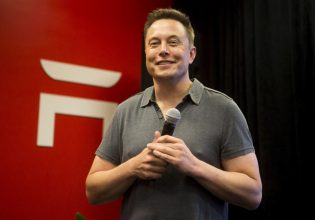 Έλον Μασκ: Ρευστοποίησε άλλα 3,6 δισ. δολ. σε μετοχές της Tesla – Στα κάγκελα οι επενδυτές