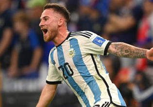 Δεν κρατιέται με τίποτα ο Μακ Άλιστερ με τη σύντροφό του: «Σ’ αγαπώ, πάμε να γ@@@ούμε»